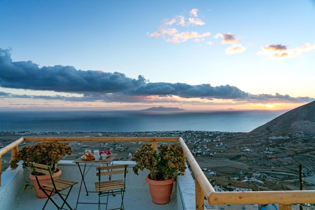 Villa Kastro Cave House Pyrgos Kallistis Exterior foto